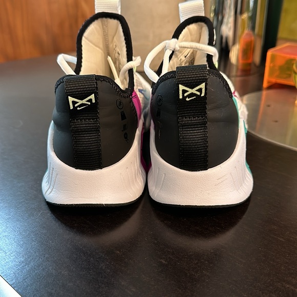 Nike Free Metcon 3 Flash Tennis Shoes - Picture 7 of 13